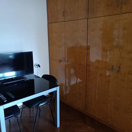 на центъра на до фонтаните и морето и градинта Apartament Varna